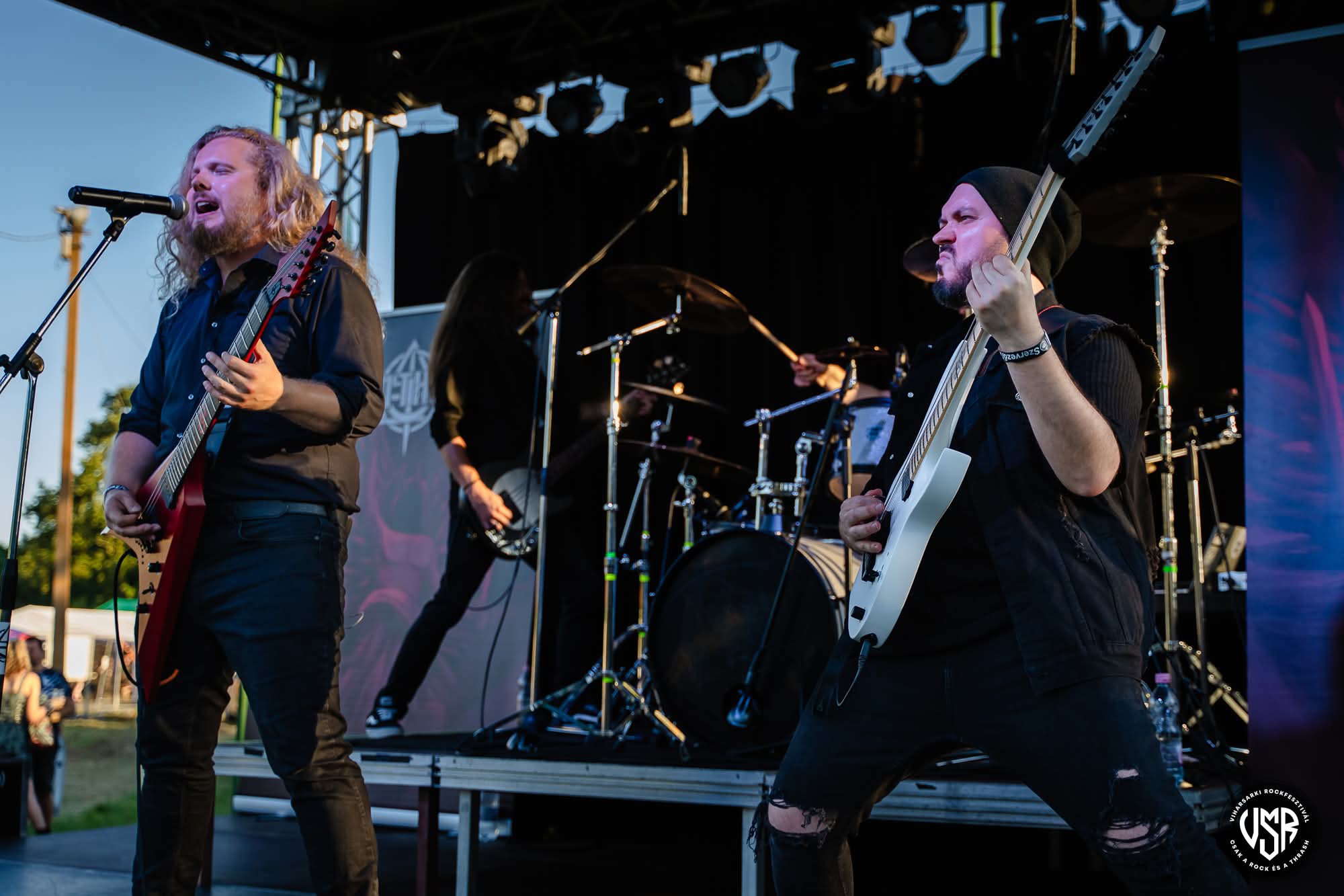 From The Sky - 'Kell egy hely' címmel új dallal jelentkezett a hazai szimfonikus progresszív extreme metal zenekar! Szombaton nagykoncert az Analog Music Hallban!