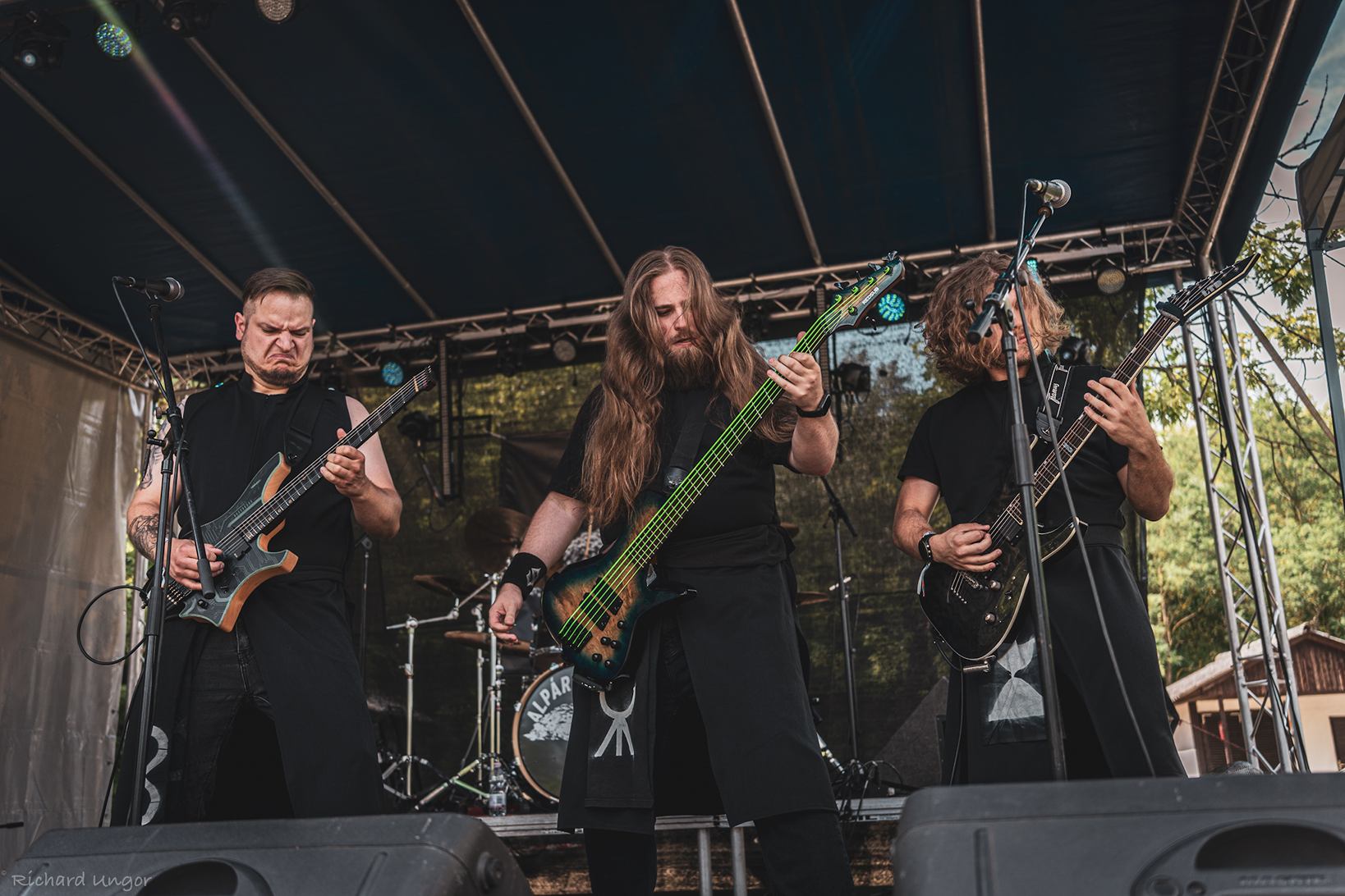 Vorlorn - 'Beneath the Surface' címmel újabb dalt hozott ki a szegedi dallamos death metal zenekar!
